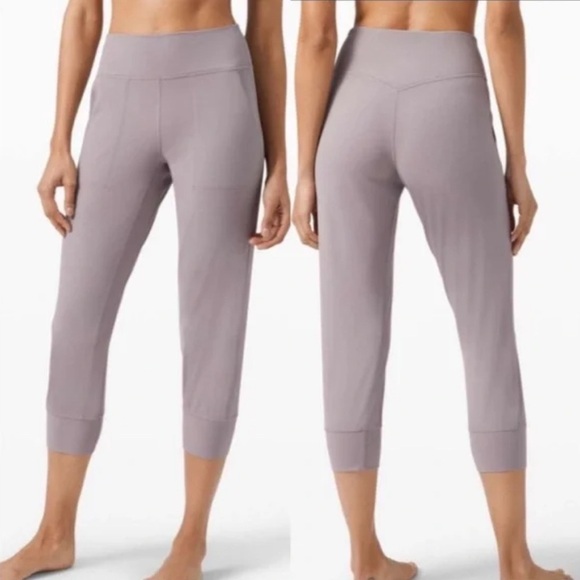 Lululemon Align Violet Verbena Crop Jogger 23” Pants Size 2 - Picture 1 of 9